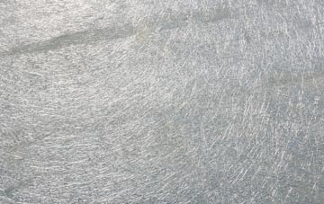 Benfieldside laminate fibreglass or shingles?